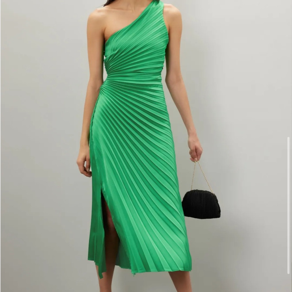 Leah Dress DELFI Collective Elegant One-Shoulder Green Pleated Dress